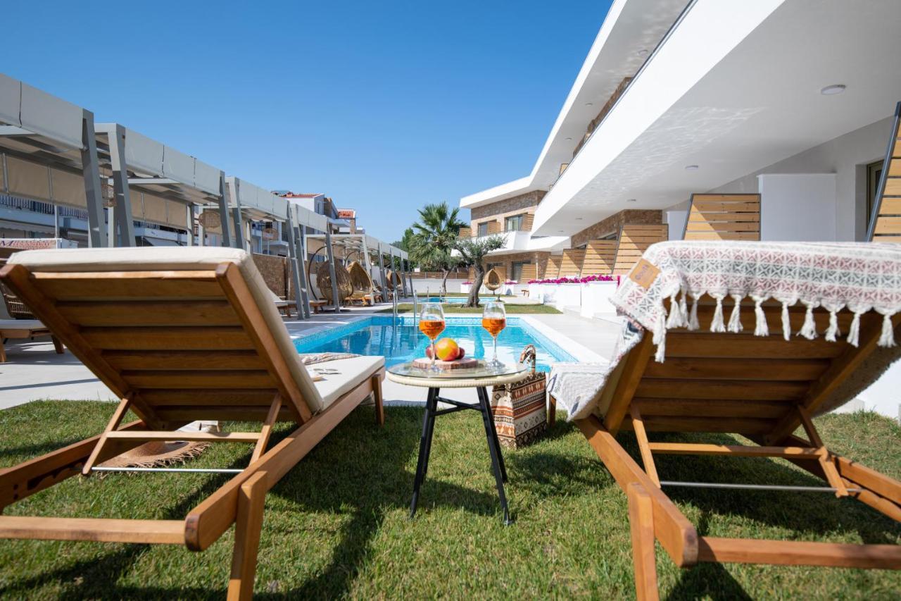 Imagine Luxury Suites Nikiti  Eksteriør billede