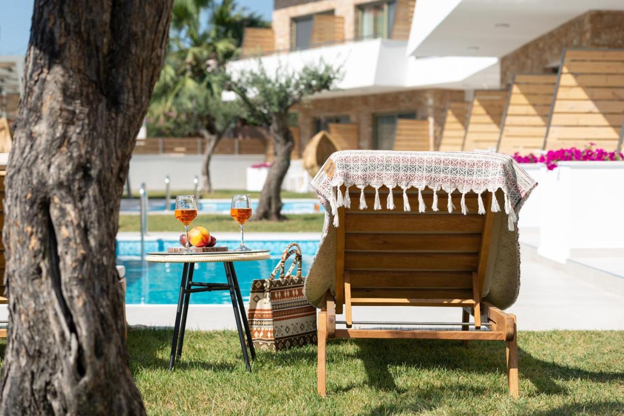 Imagine Luxury Suites Nikiti  Eksteriør billede