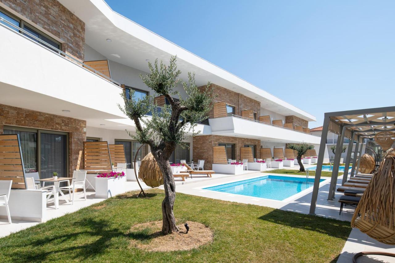 Imagine Luxury Suites Nikiti  Eksteriør billede