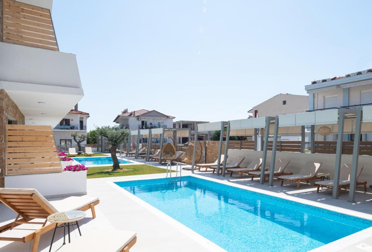 Imagine Luxury Suites Nikiti  Eksteriør billede