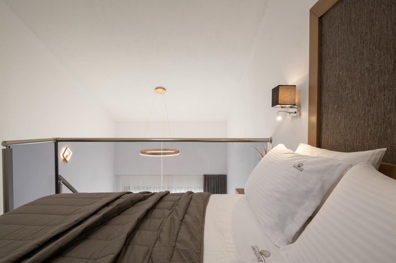 Imagine Luxury Suites Nikiti  Eksteriør billede