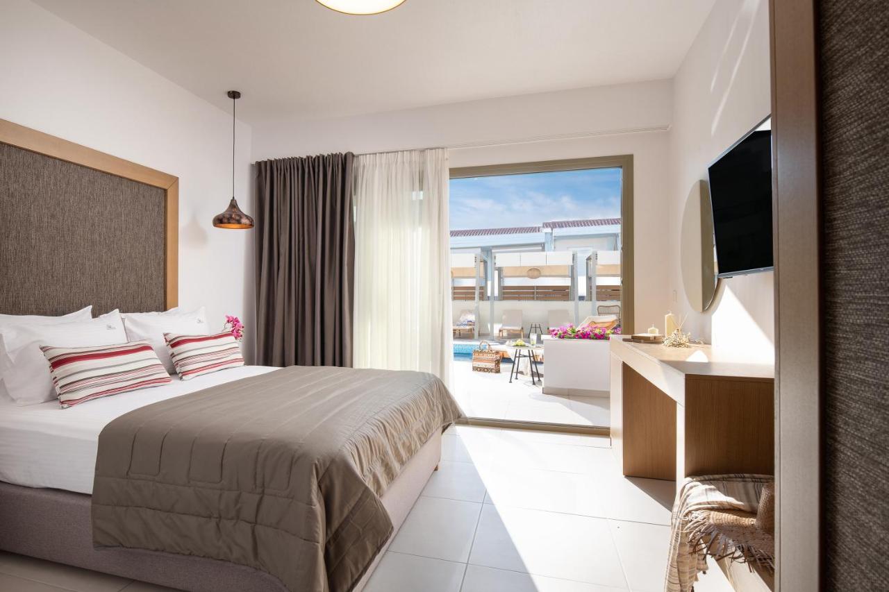 Imagine Luxury Suites Nikiti  Eksteriør billede