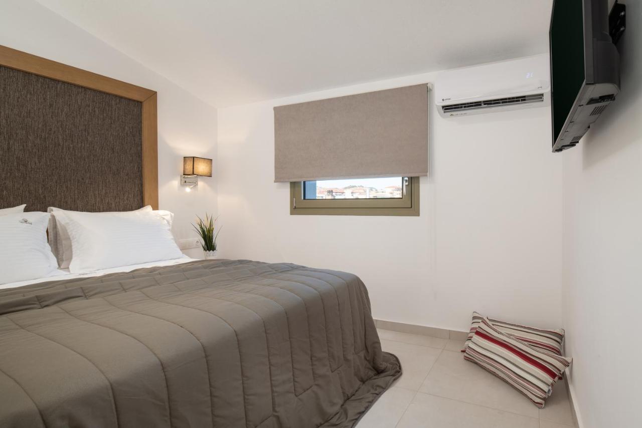 Imagine Luxury Suites Nikiti  Eksteriør billede